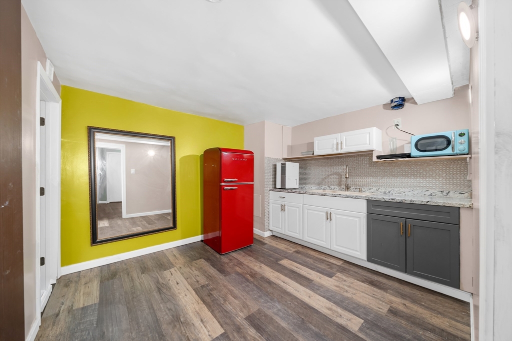 36 Whittier Road Haverhill, MA 01830 - Photo 21 of 32
