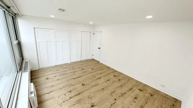 $220,000 | 3600 North Lake Shore Drive, Unit 707, Chicago, IL 60613