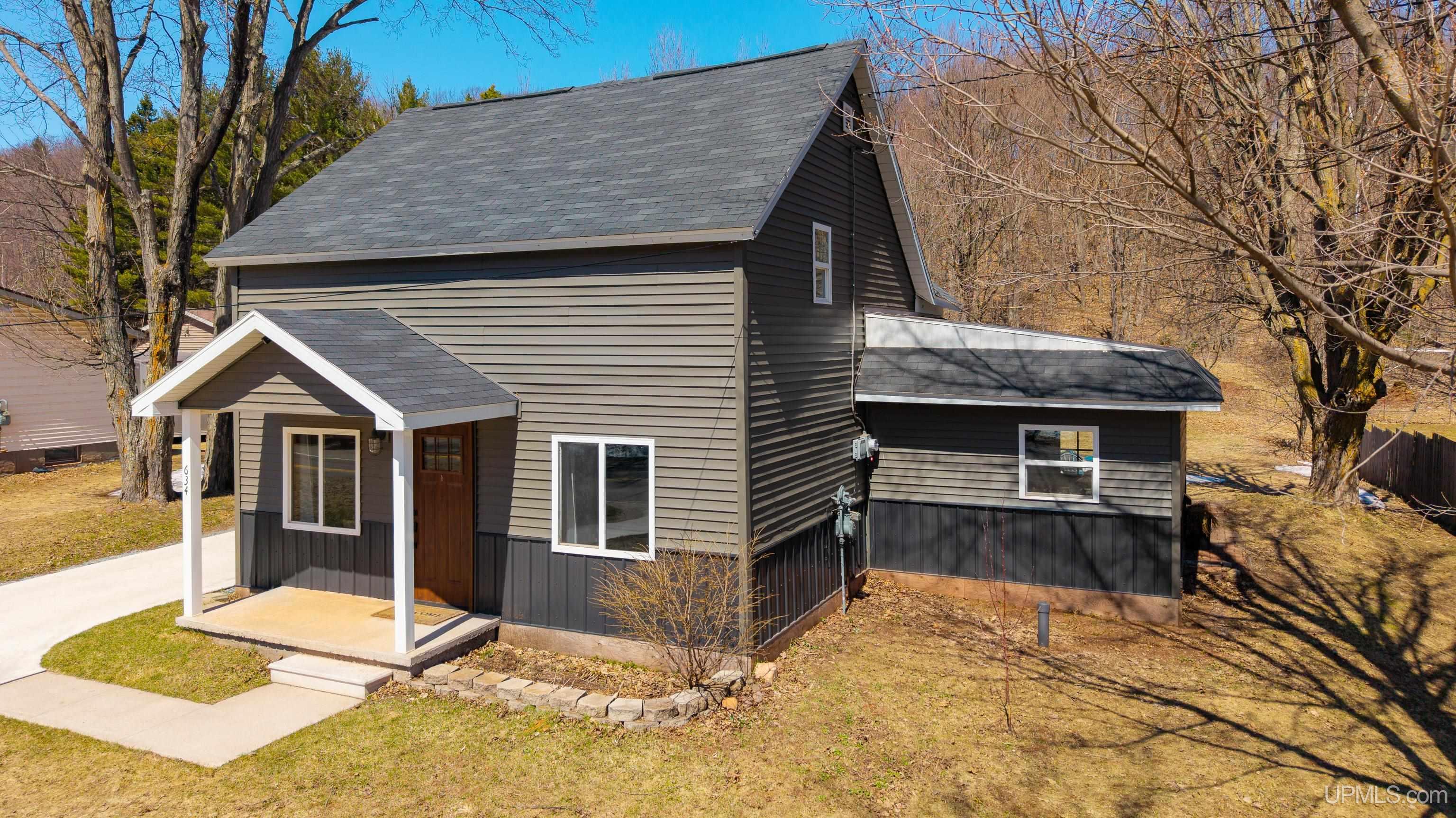 634 County Road Negaunee, MI 49866 - Photo 3 of 50