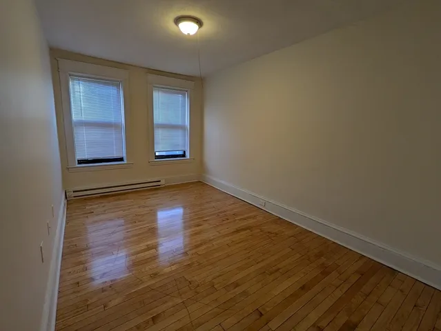 $1,400 | 1447 Dwight Street, Unit 1L, Holyoke, MA 01040