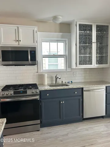 $3,000 | 435 Norwood Avenue, Avon-by-the-Sea, NJ 07717