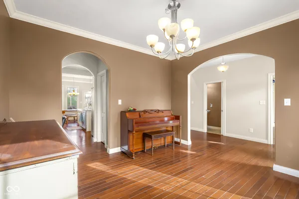 $579,900 | 1935 Brookfield Court, Columbus, IN 47201