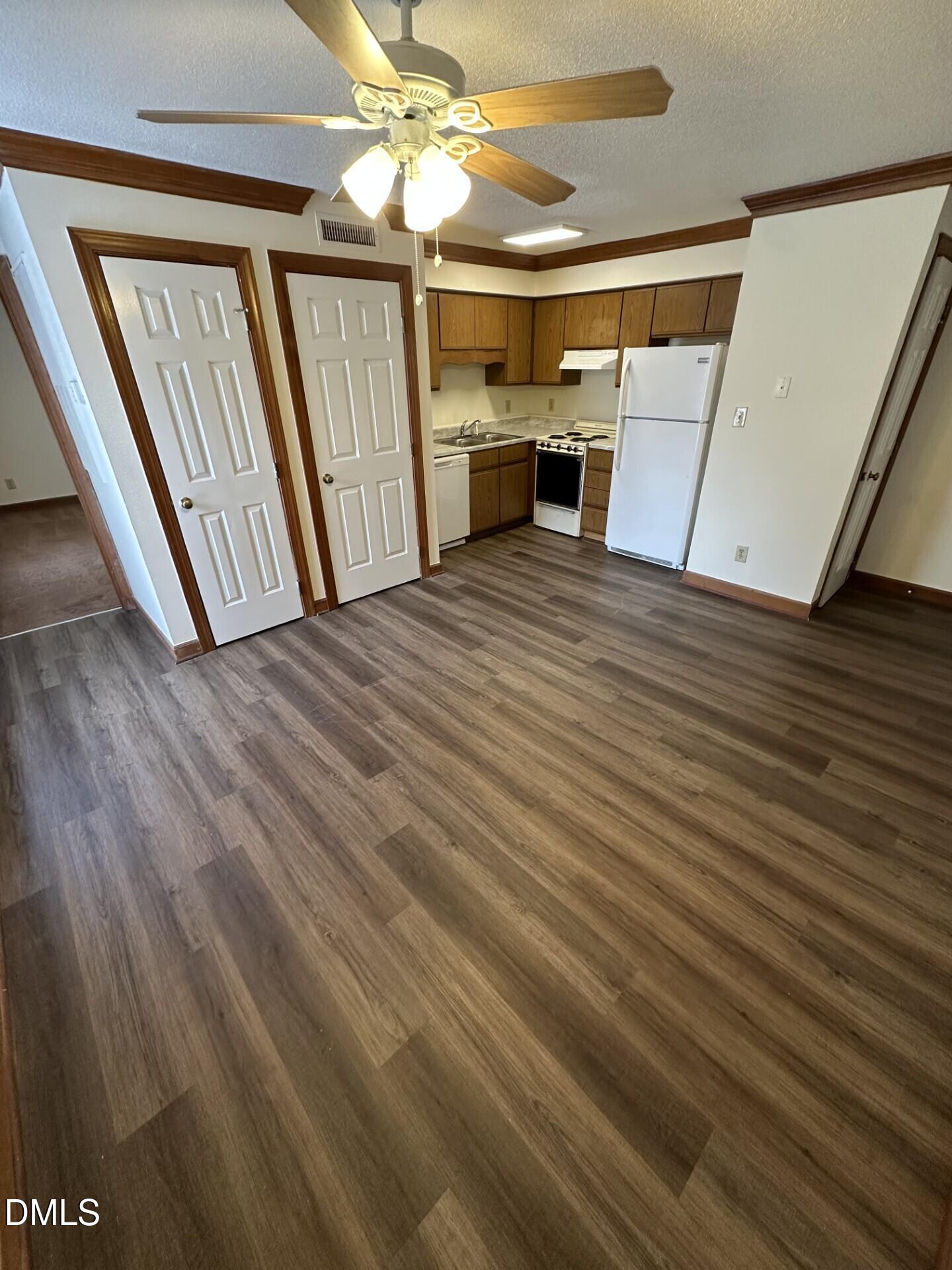 3502 Ivy Commons Drive, Unit 201 Raleigh, NC 27606 - Photo 2 of 7 2