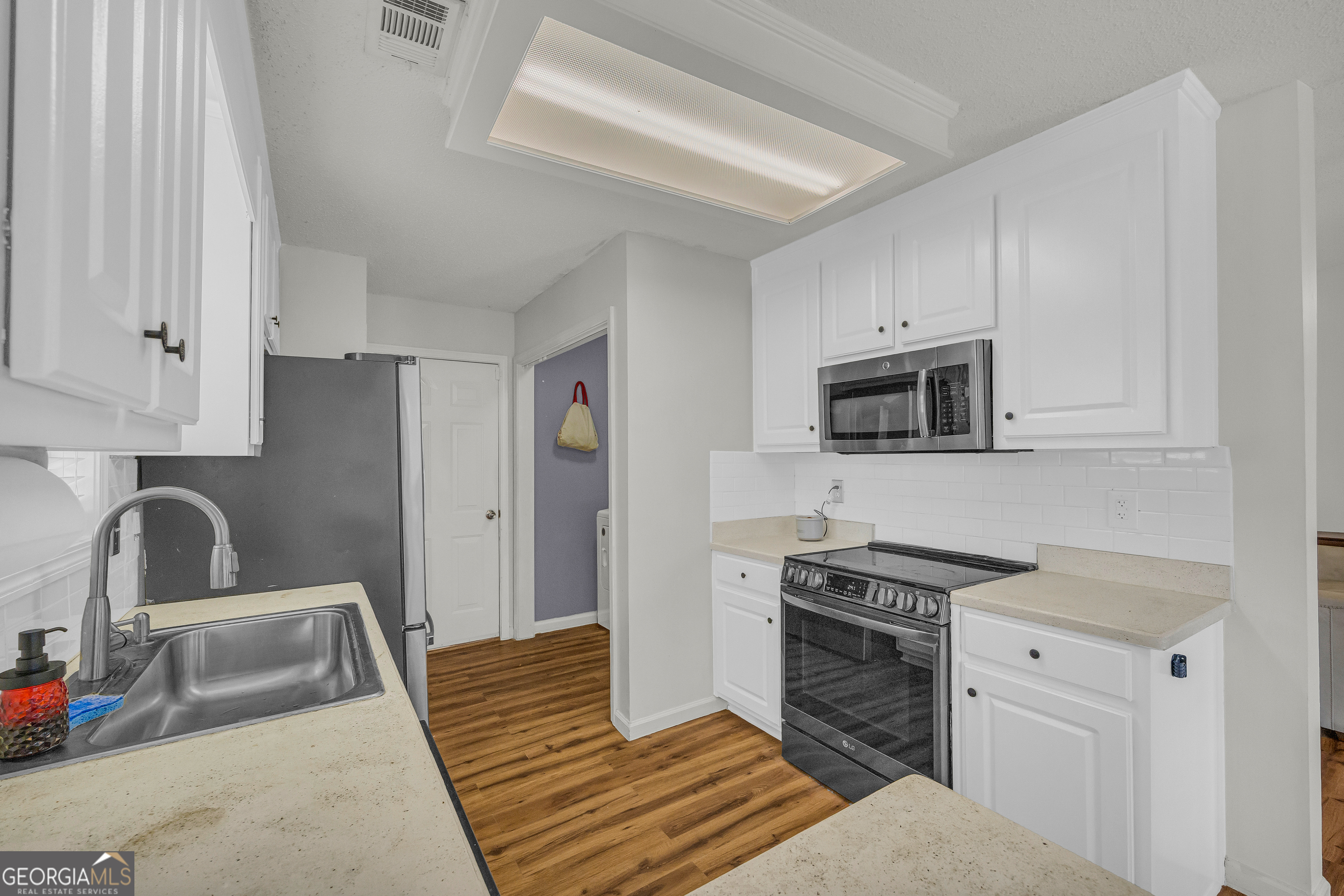 304 Seminole Circle Statham, GA 30666 - Photo 11 of 38