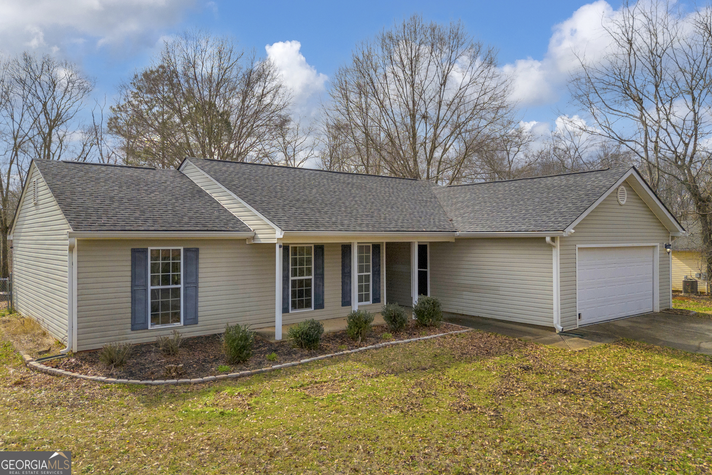 304 Seminole Circle Statham, GA 30666 - Photo 3 of 38