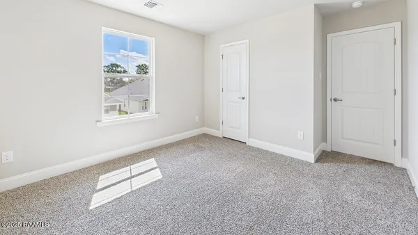 $344,000 | 117 Harvest Falls Drive, Broussard, LA 70518