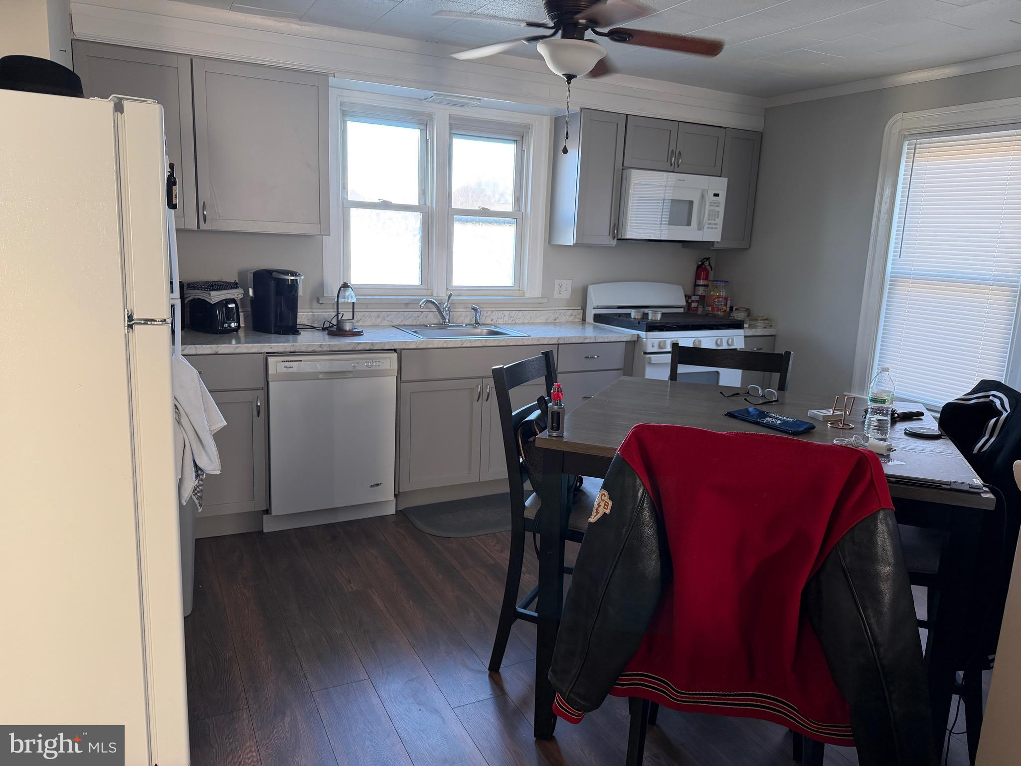 237 Virginia Haddon Township, NJ 08108 - Photo 4 of 13