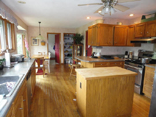 8057 Killarney Aire Road Roscoe, IL 61073 - Photo 5 of 11 Gallery Image 5