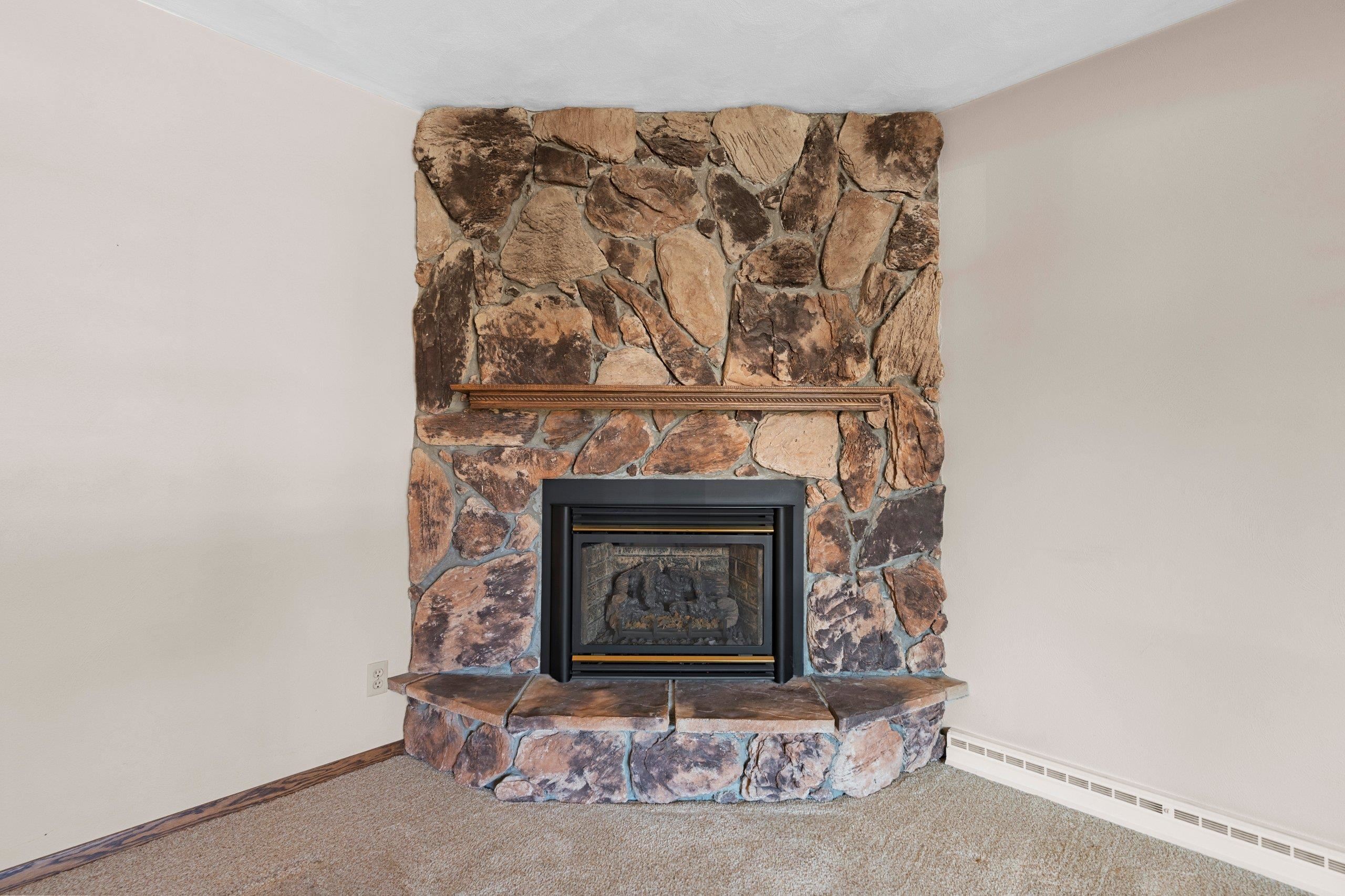 2245 Larkspur Drive Appleton, WI 54915 - Photo 17 of 51