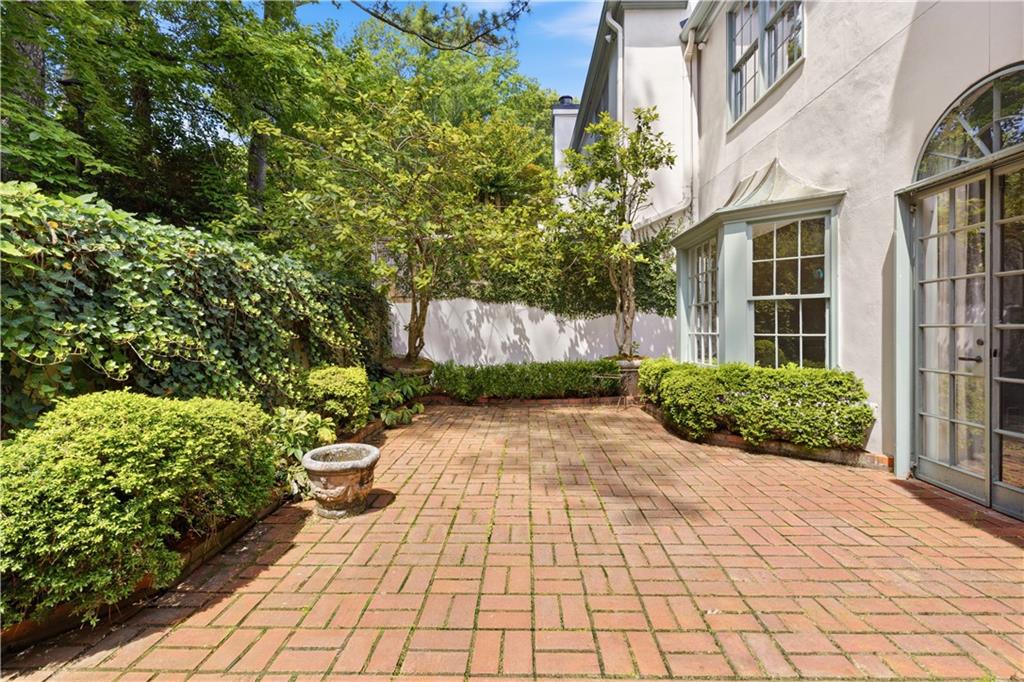 10 Mooregate Square Northwest, Unit 10 Atlanta, GA 30327 - Photo 36 of 36
