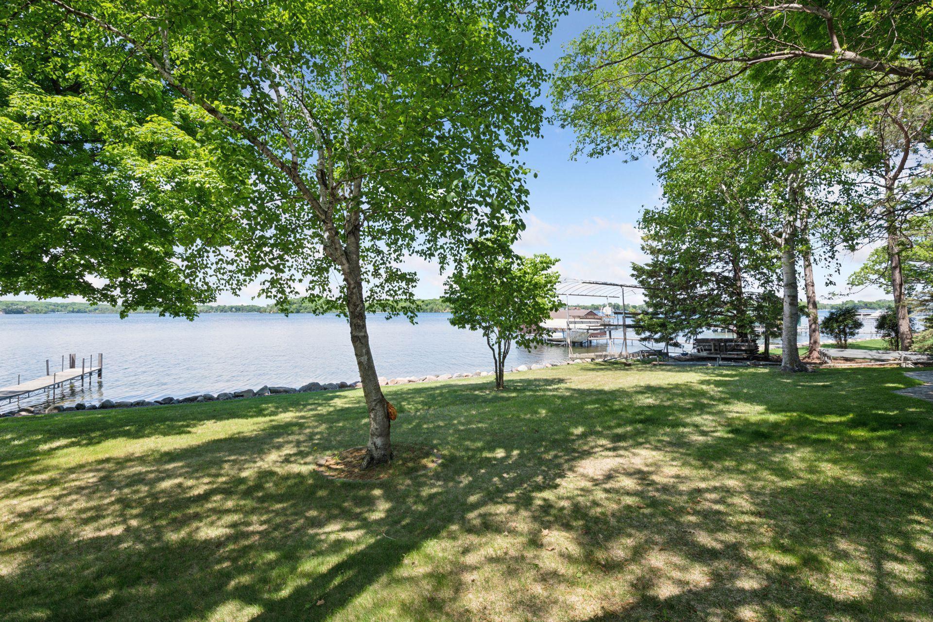 28235 Boulder Circle Excelsior, MN 55331 - Photo 2 of 16