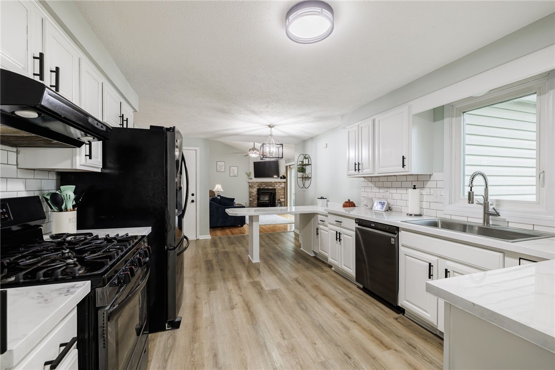 115 Mill Road Greece, NY 14626 - Photo 5 of 32