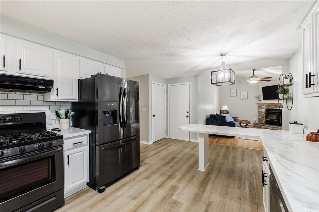 115 Mill Road Greece, NY 14626 - Photo 6 of 32