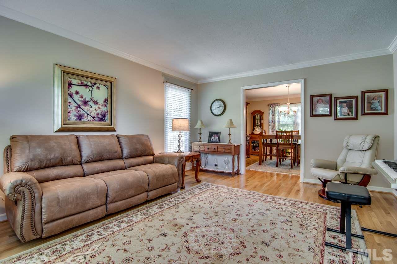 5422 Russell Road Durham, NC 27712 - Photo 3 of 30