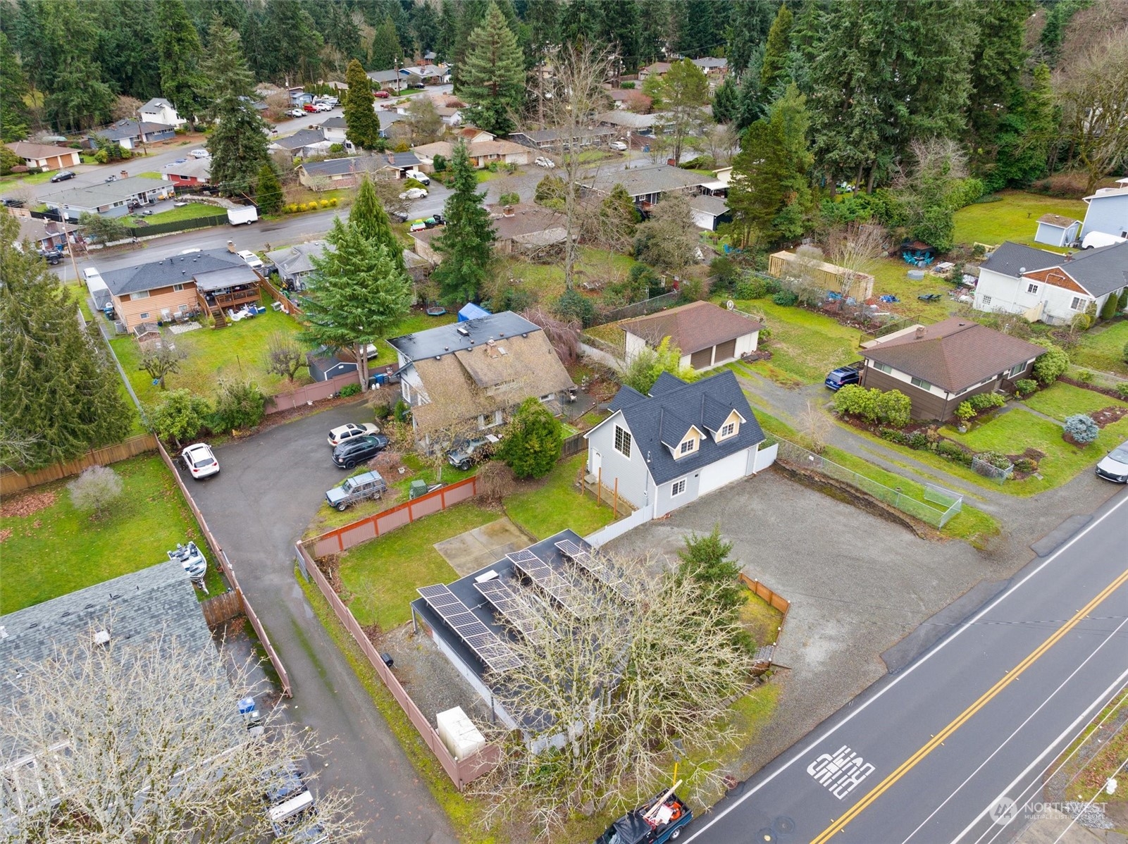 726 Reiten Road, Unit 1 Kent, WA 98030 - Photo 3 of 19 Gallery Image 3