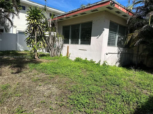 $2,777 | Hollywood Lakes, Hollywood, FL 33020