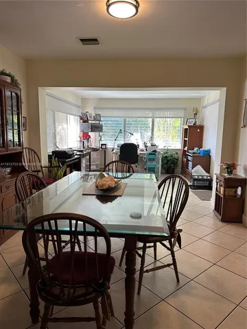 $2,777 | Hollywood Lakes, Hollywood, FL 33020