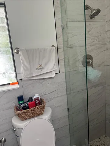 $2,777 | Hollywood Lakes, Hollywood, FL 33020