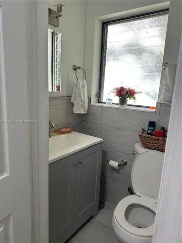 $2,777 | Hollywood Lakes, Hollywood, FL 33020