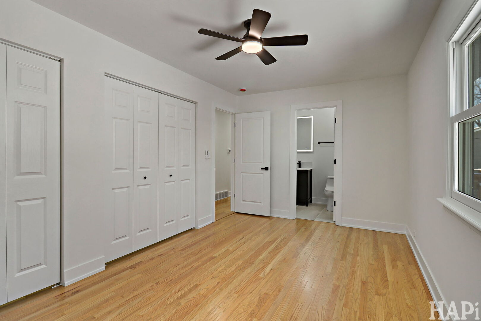 496 Raupp Boulevard Buffalo Grove, IL 60089 - Photo 15 of 33