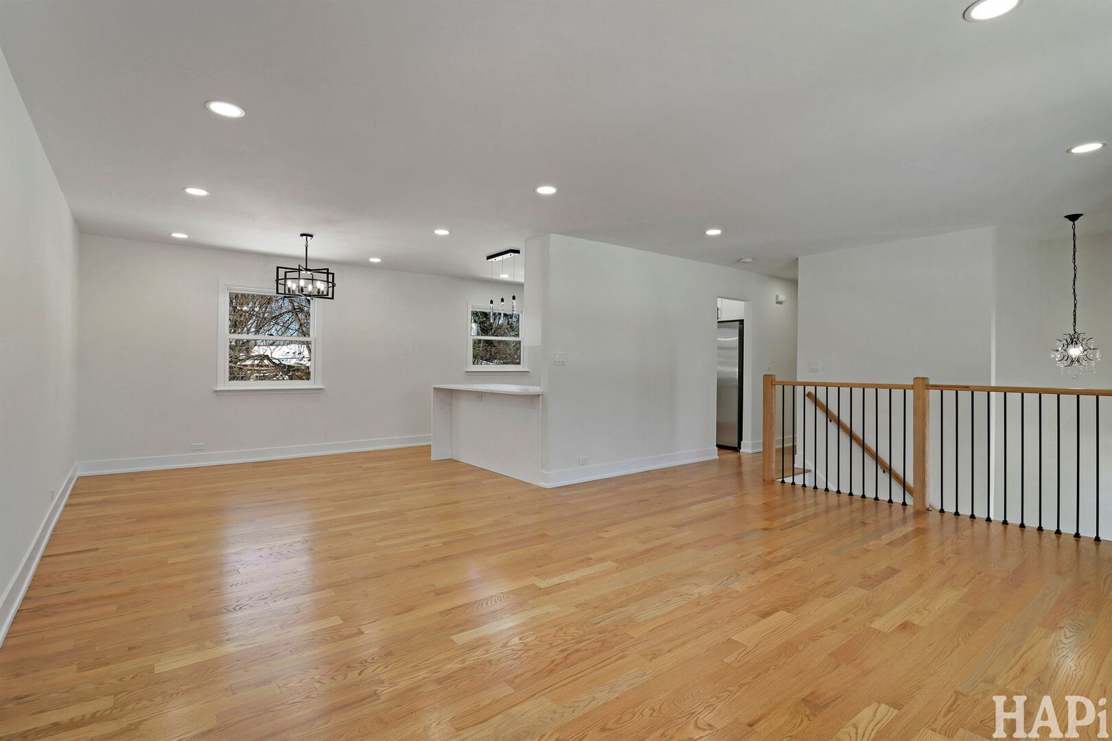 496 Raupp Boulevard Buffalo Grove, IL 60089 - Photo 5 of 33