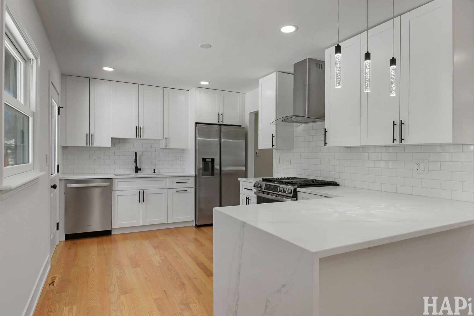 496 Raupp Boulevard Buffalo Grove, IL 60089 - Photo 10 of 33