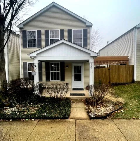 $2,500 | 939 Symphony Drive, Aurora, IL 60504
