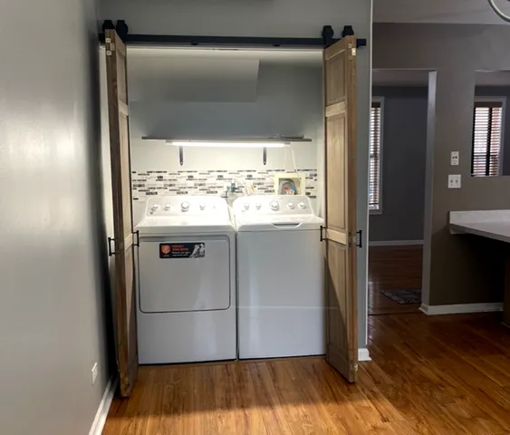 $2,500 | 939 Symphony Drive, Aurora, IL 60504