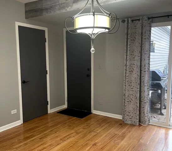 $2,500 | 939 Symphony Drive, Aurora, IL 60504