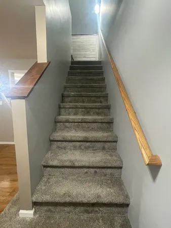 $2,300 | 939 Symphony Drive, Aurora, IL 60504