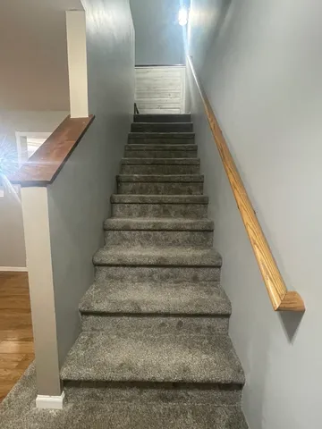 $2,500 | 939 Symphony Drive, Aurora, IL 60504