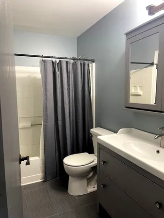 $2,300 | 939 Symphony Drive, Aurora, IL 60504