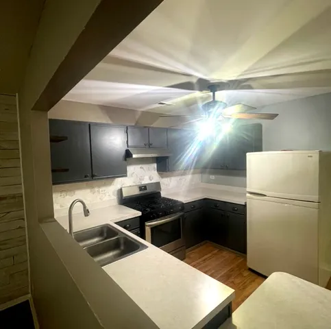 $2,500 | 939 Symphony Drive, Aurora, IL 60504