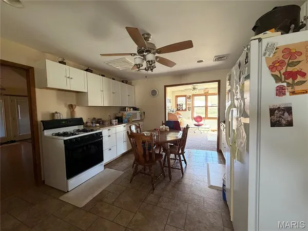 $1,000,000 | 4015 Pike 9140, Louisiana, MO 63353
