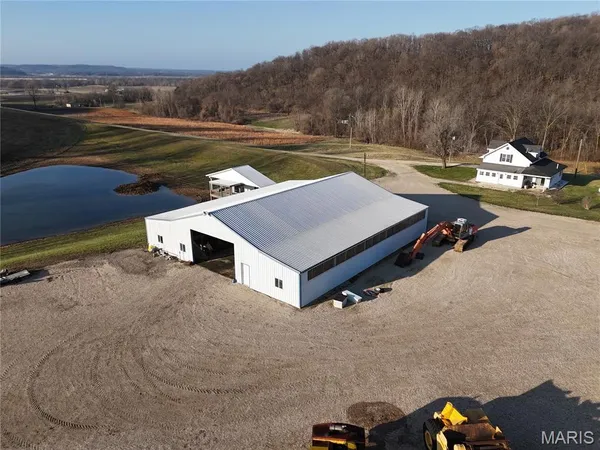 $1,000,000 | 4015 Pike 9140, Louisiana, MO 63353