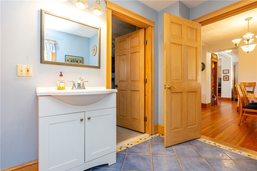 5075 Old Post Road Charlestown, RI 02813 - Photo 15 of 45