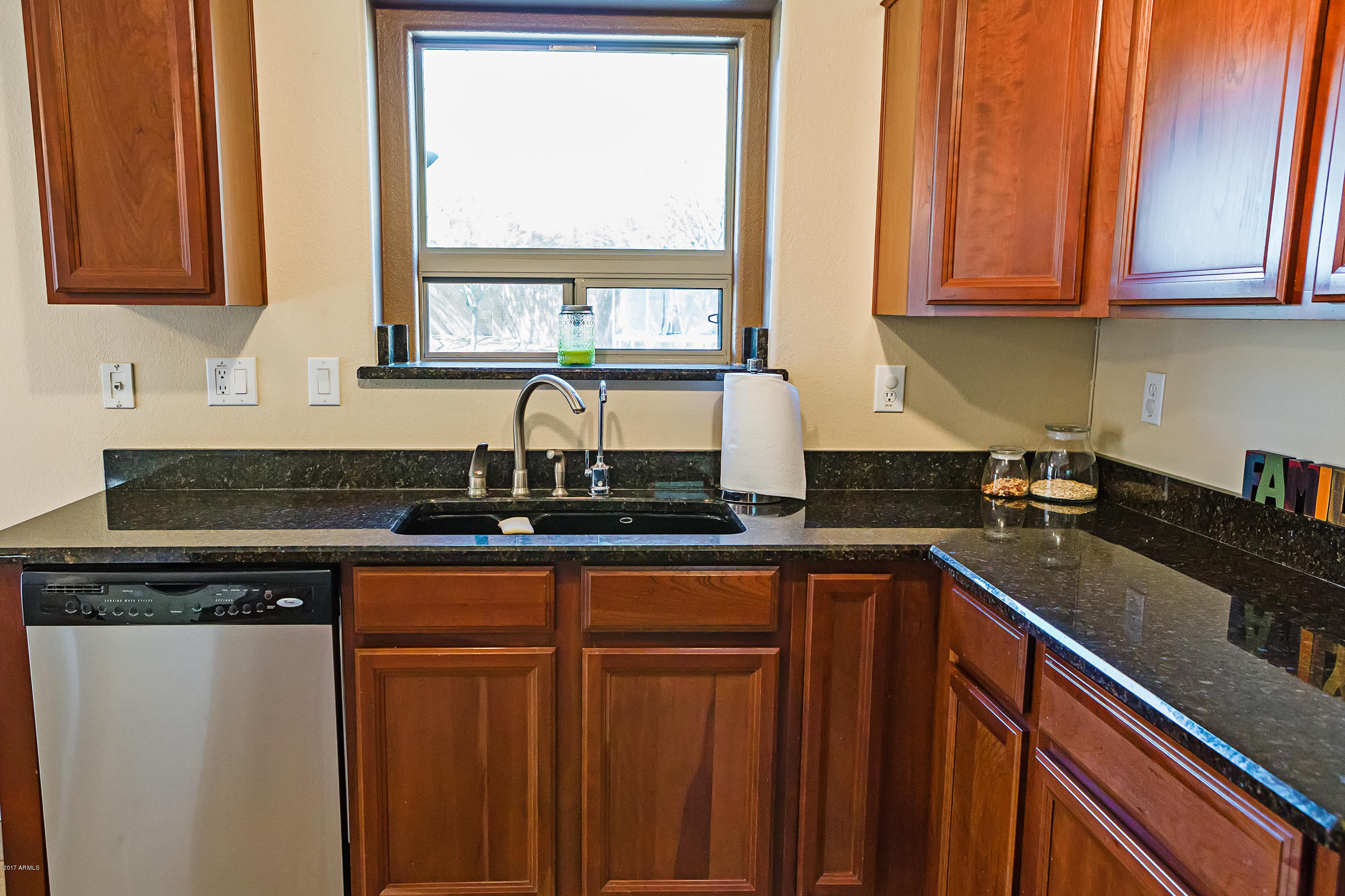 2506 West Red Fox Road Phoenix, AZ 85085 - Photo 16 of 49 ZJ3A1208