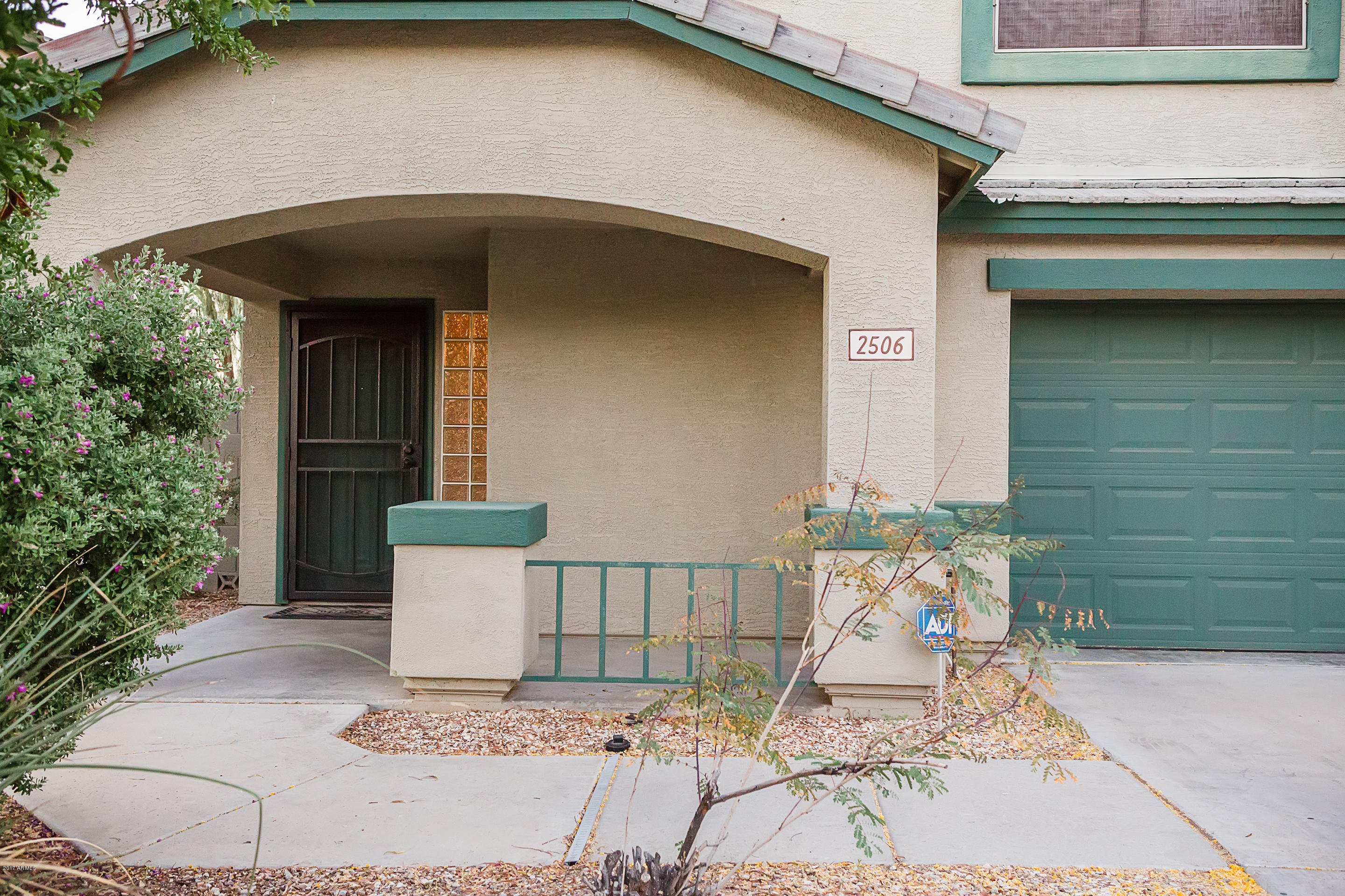 2506 West Red Fox Road Phoenix, AZ 85085 - Photo 2 of 49 ZJ3A1310