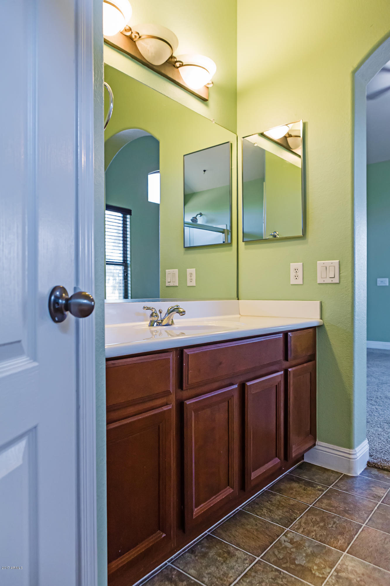 2506 West Red Fox Road Phoenix, AZ 85085 - Photo 32 of 49 ZJ3A1260