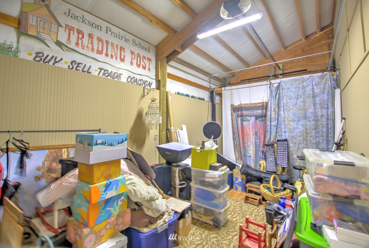 18101 Canaday Lane Southwest Rochester, WA 98579 - Photo 28 of 32 a front view of a room with musical instruments