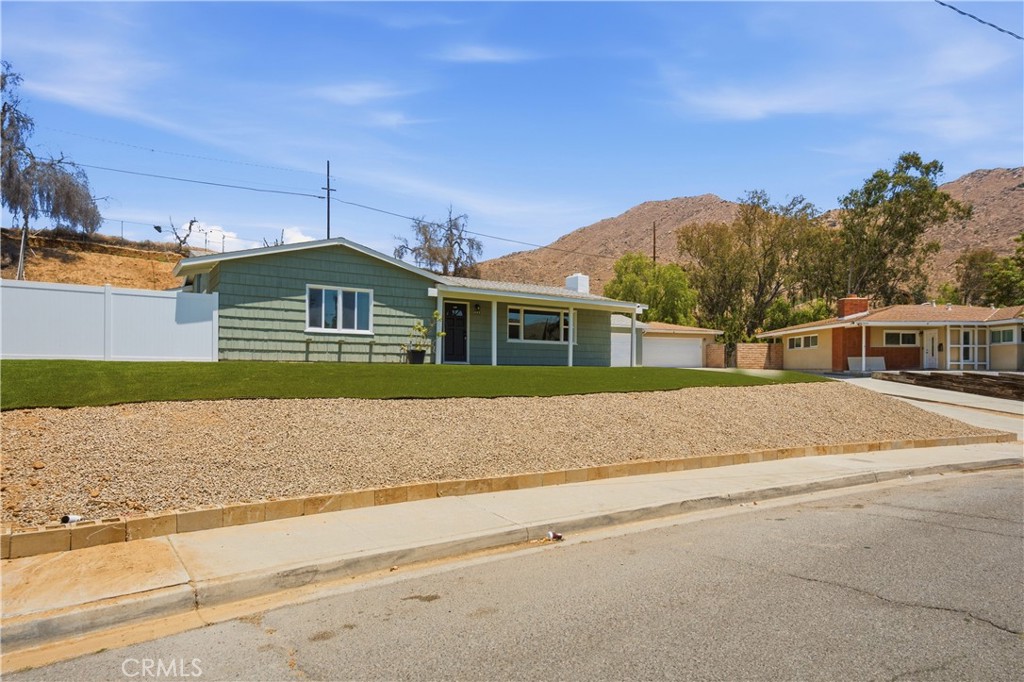 3682 Mt Vernon Avenue Riverside, CA 92507 - Photo 6 of 41