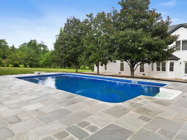 $1,245,000 | 5305 McDonald Road, McDonald, TN 37353