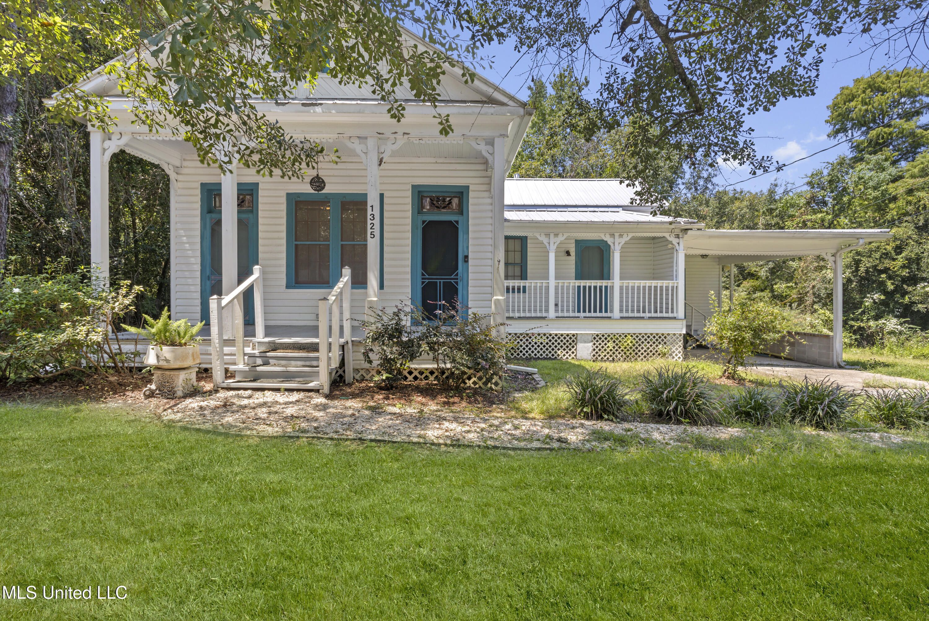 1325 Harrison Road Gulfport, MS 39507 - Photo 1 of 31 001