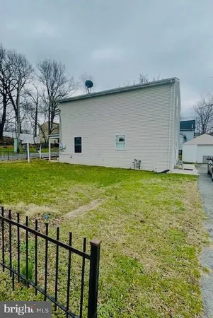 $299,000 | 901 Nova Avenue, Capitol Heights, MD 20743