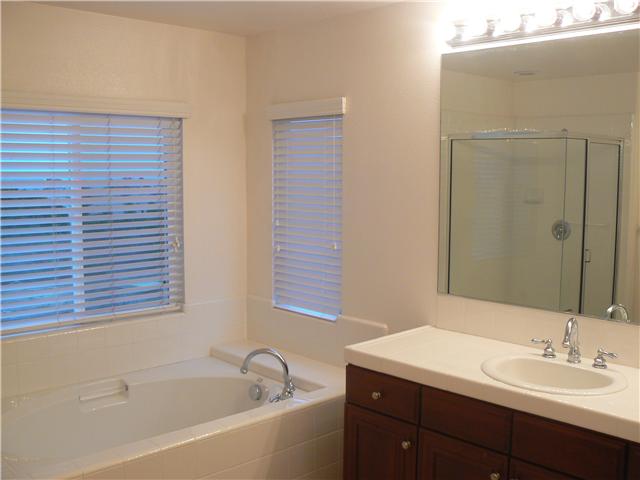 3557 Rock Ridge Road Carlsbad, CA 92010 - Photo 13 of 20