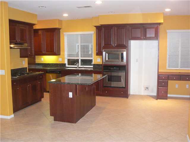 3557 Rock Ridge Road Carlsbad, CA 92010 - Photo 5 of 20