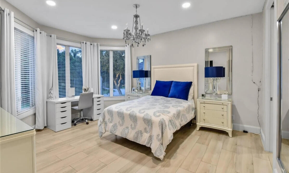 3500 Windmill Ranch Road Weston, FL 33331 - Photo 28 of 34 33__bed__29jpg
