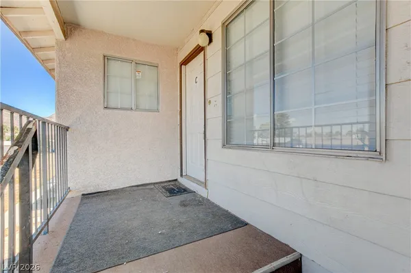 $950 | 5270 Carriellen Lane, Unit C, Las Vegas, NV 89110