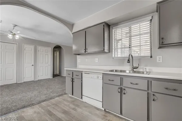 $950 | 5270 Carriellen Lane, Unit C, Las Vegas, NV 89110