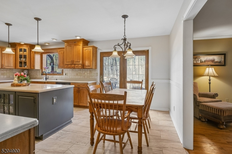 31 Branko Road Berkeley Heights, NJ 07922 - Photo 11 of 36